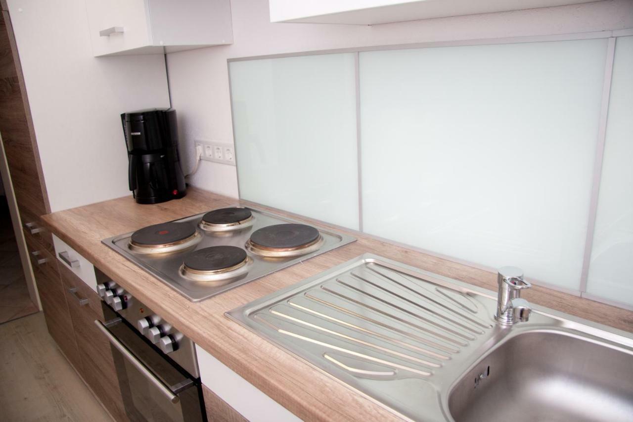Zeise Apartment